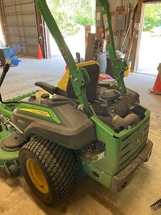 Image of John Deere Z930R equipment image 4