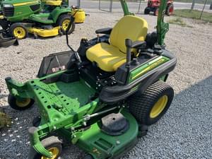 2017 John Deere Z930R Image