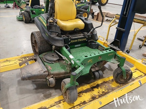 2017 John Deere Z930R Equipment Image0