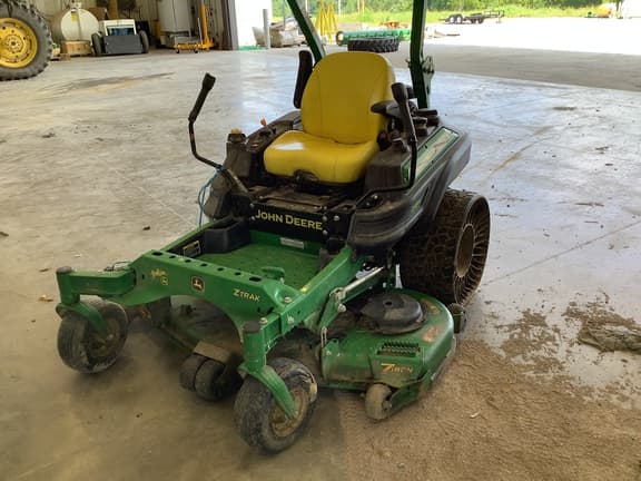 Image of John Deere Z930R equipment image 1