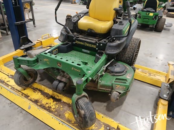 Image of John Deere Z930R equipment image 3