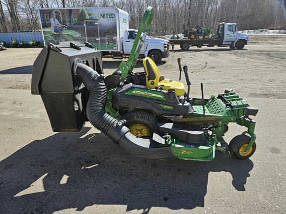 Image of John Deere Z930R equipment image 1