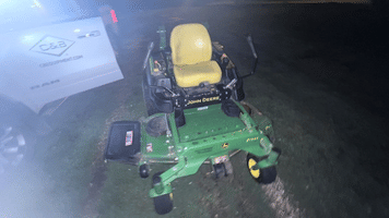 Main image John Deere Z930R