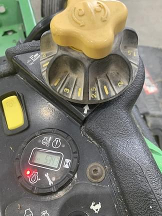 Image of John Deere Z930R equipment image 3
