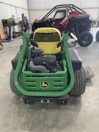 Image of John Deere Z930R equipment image 1