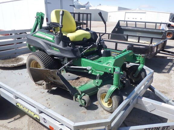 Main image John Deere Z930R