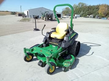 Main image John Deere Z930R