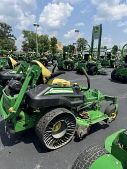 Image of John Deere Z950M equipment image 4