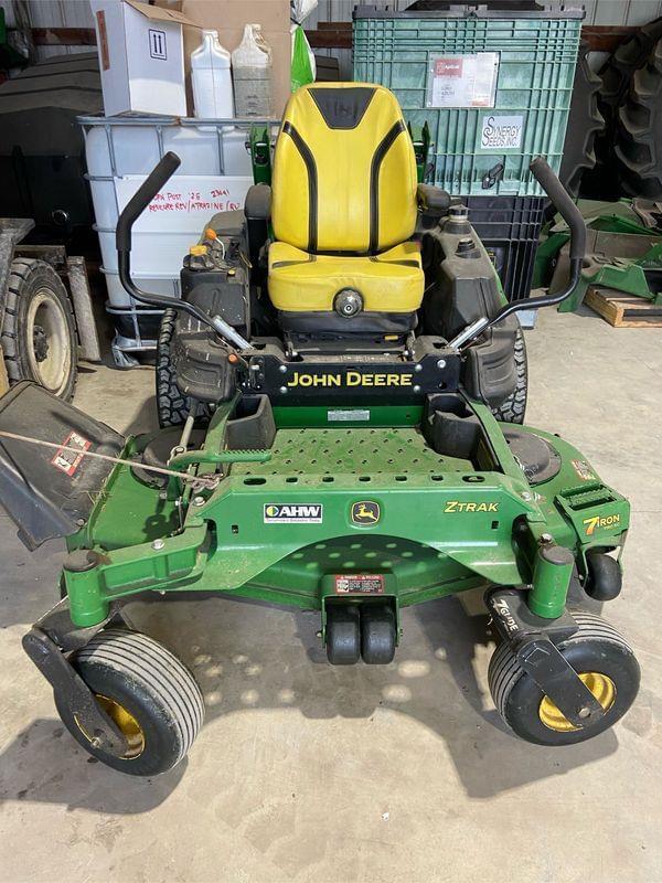 Image of John Deere Z950M Primary image