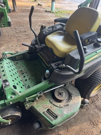 2017 John Deere Z950M Equipment Image0