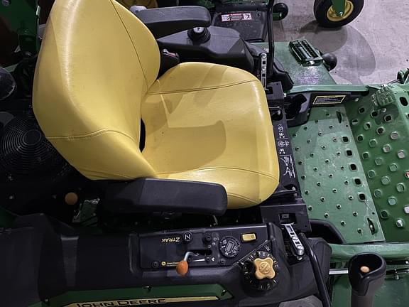 Image of John Deere Z950R equipment image 4