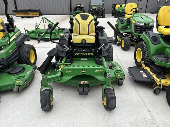 Image of John Deere Z955M equipment image 1