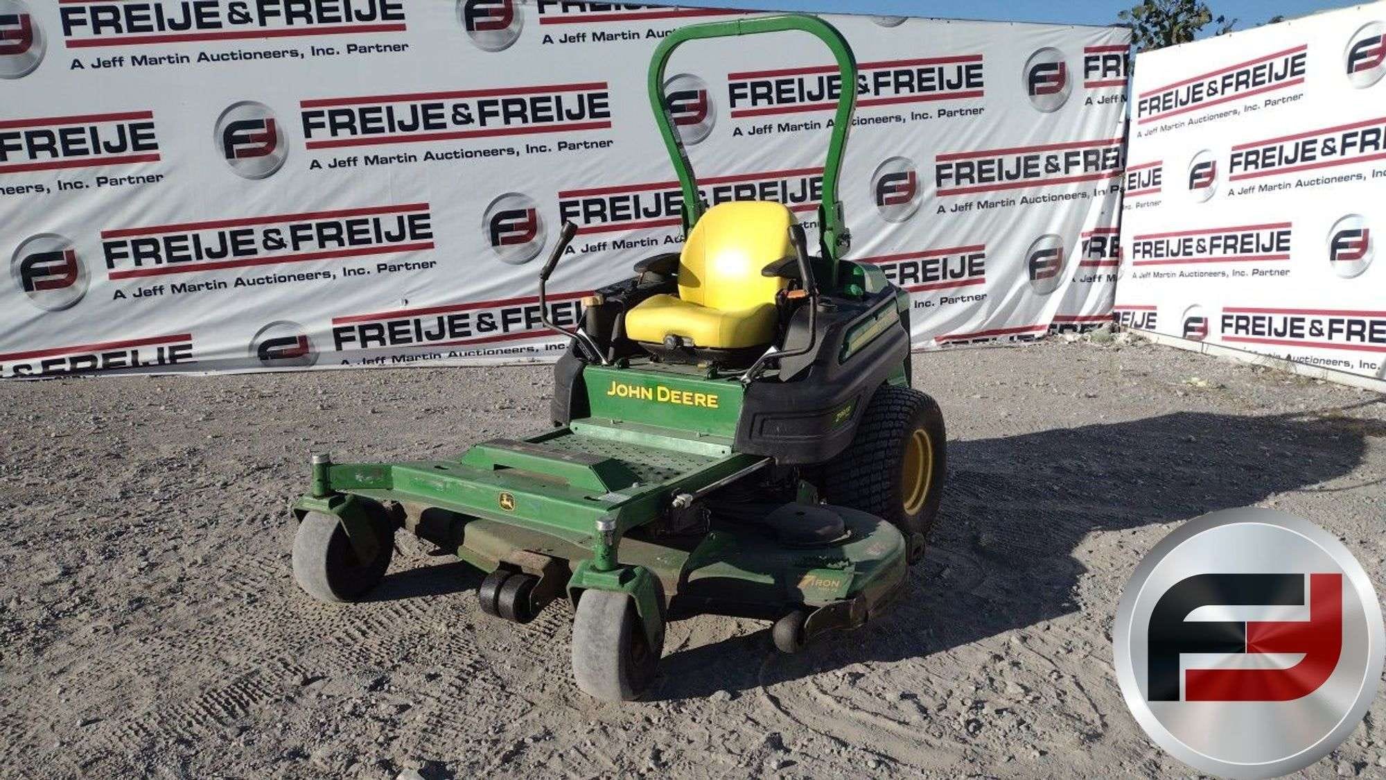 2017 John Deere Z997R Equipment Image0