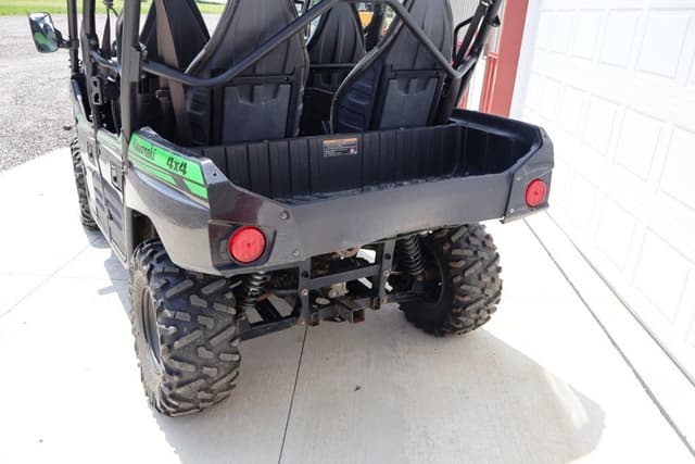 Image of Kawasaki TERYX 800 equipment image 2