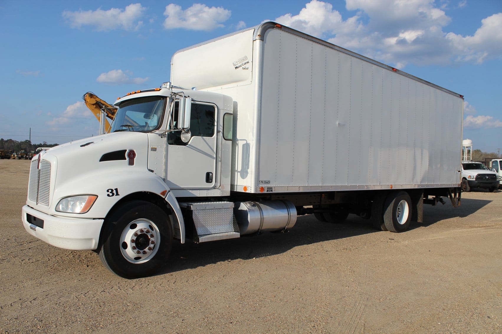 2017 Kenworth T270 Equipment Image0