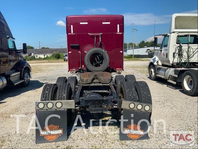 Image of Kenworth T680 equipment image 3