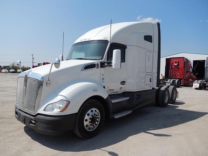 Image of Kenworth T680 Primary image