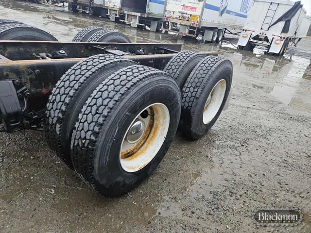 Image of Kenworth T680 equipment image 2