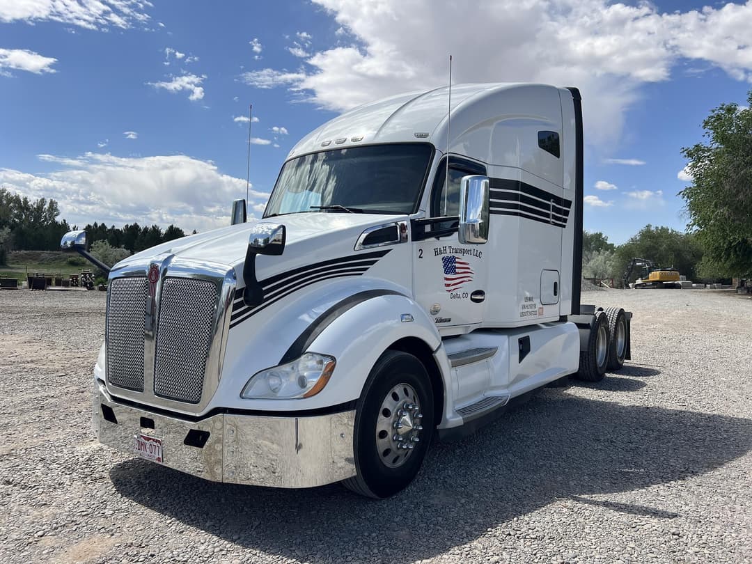 Image of Kenworth T680 Primary image