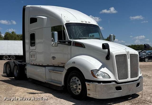 Image of Kenworth T680 equipment image 2