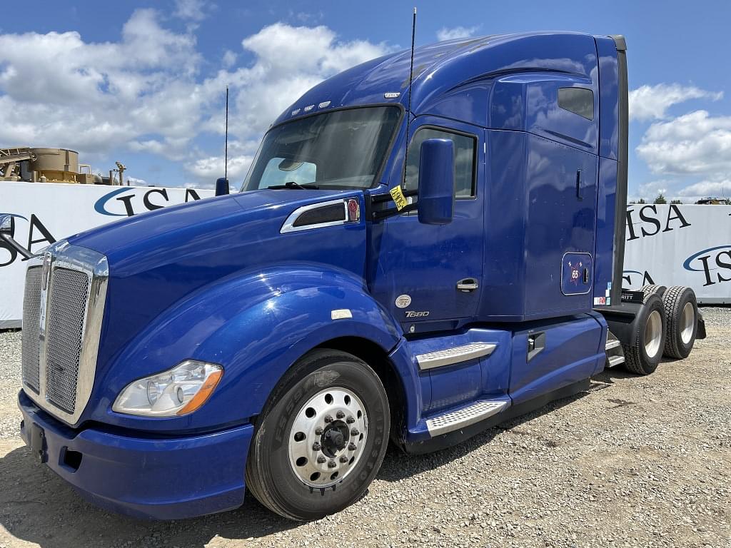 Image of Kenworth T680 Primary image