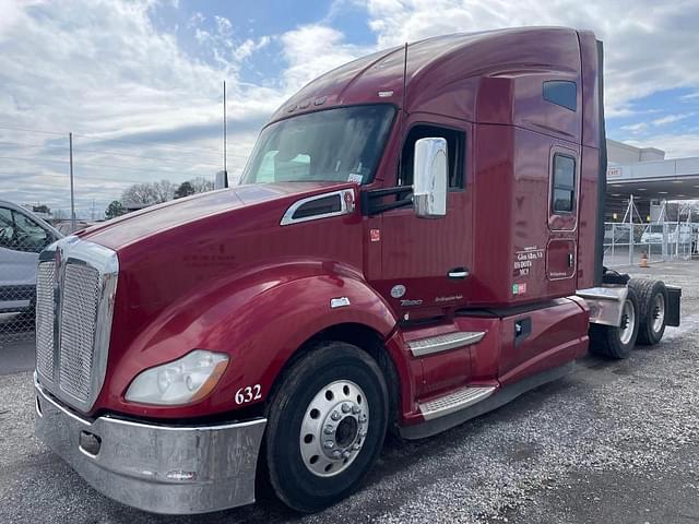 Image of Kenworth T680 equipment image 3