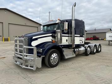 Main image Kenworth T800