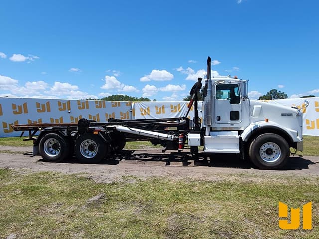 Image of Kenworth T800 equipment image 3