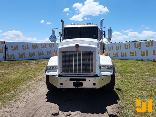 Image of Kenworth T800 equipment image 1