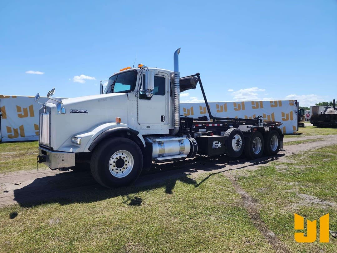 Image of Kenworth T800 Primary image