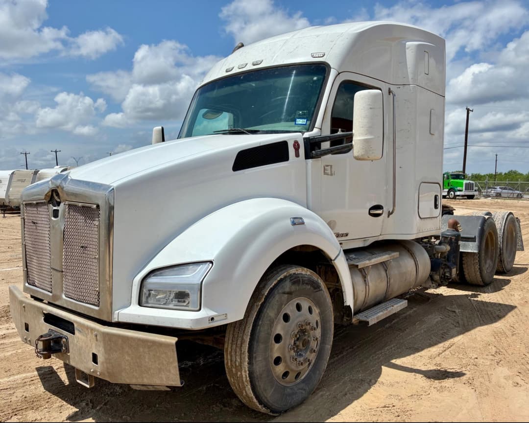 Image of Kenworth T880 Primary image