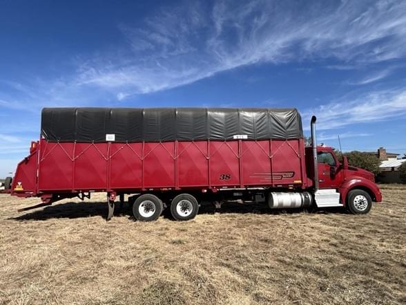 Image of Kenworth T880 equipment image 3