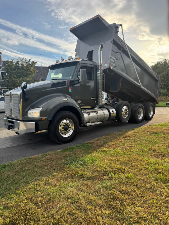 Image of Kenworth T880 equipment image 2