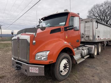 Main image Kenworth T880