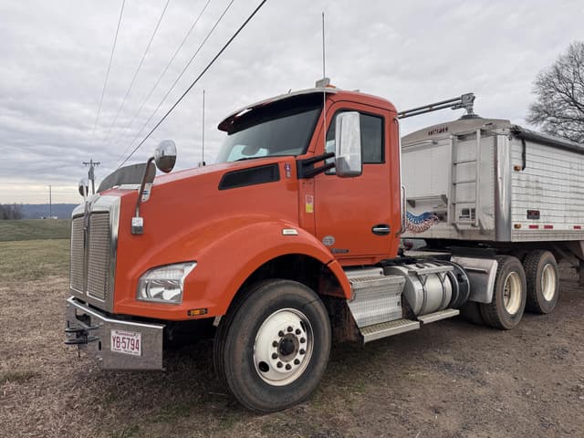 Image of Kenworth T880 equipment image 1