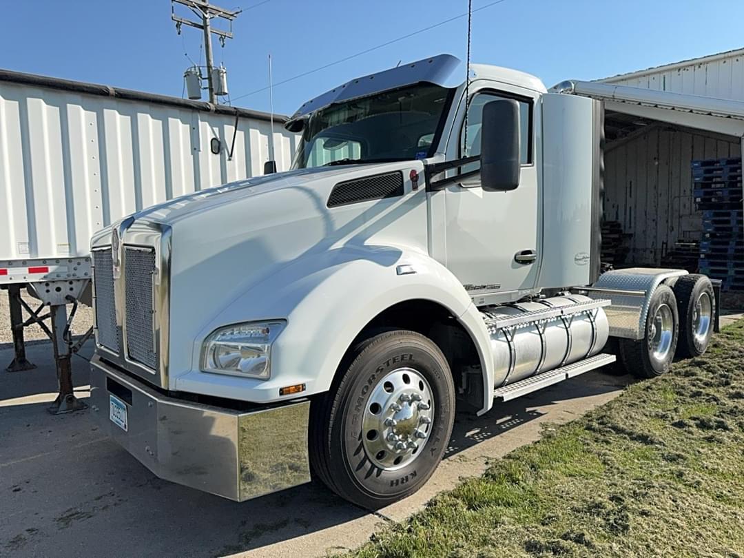 Image of Kenworth T880 Primary image