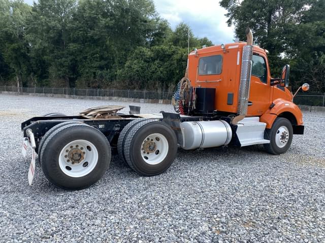 Image of Kenworth T880 equipment image 2