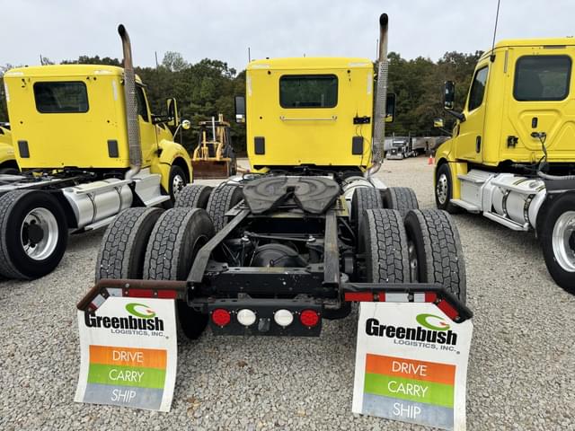 Image of Kenworth T880 equipment image 4