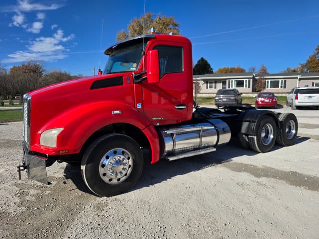 Image of Kenworth T880 equipment image 4