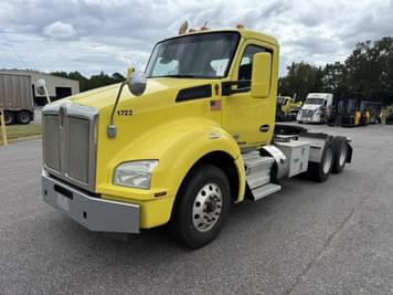 Main image Kenworth T880