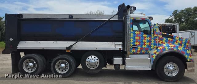 Image of Kenworth T880 equipment image 3