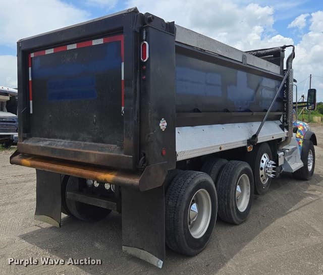 Image of Kenworth T880 equipment image 4