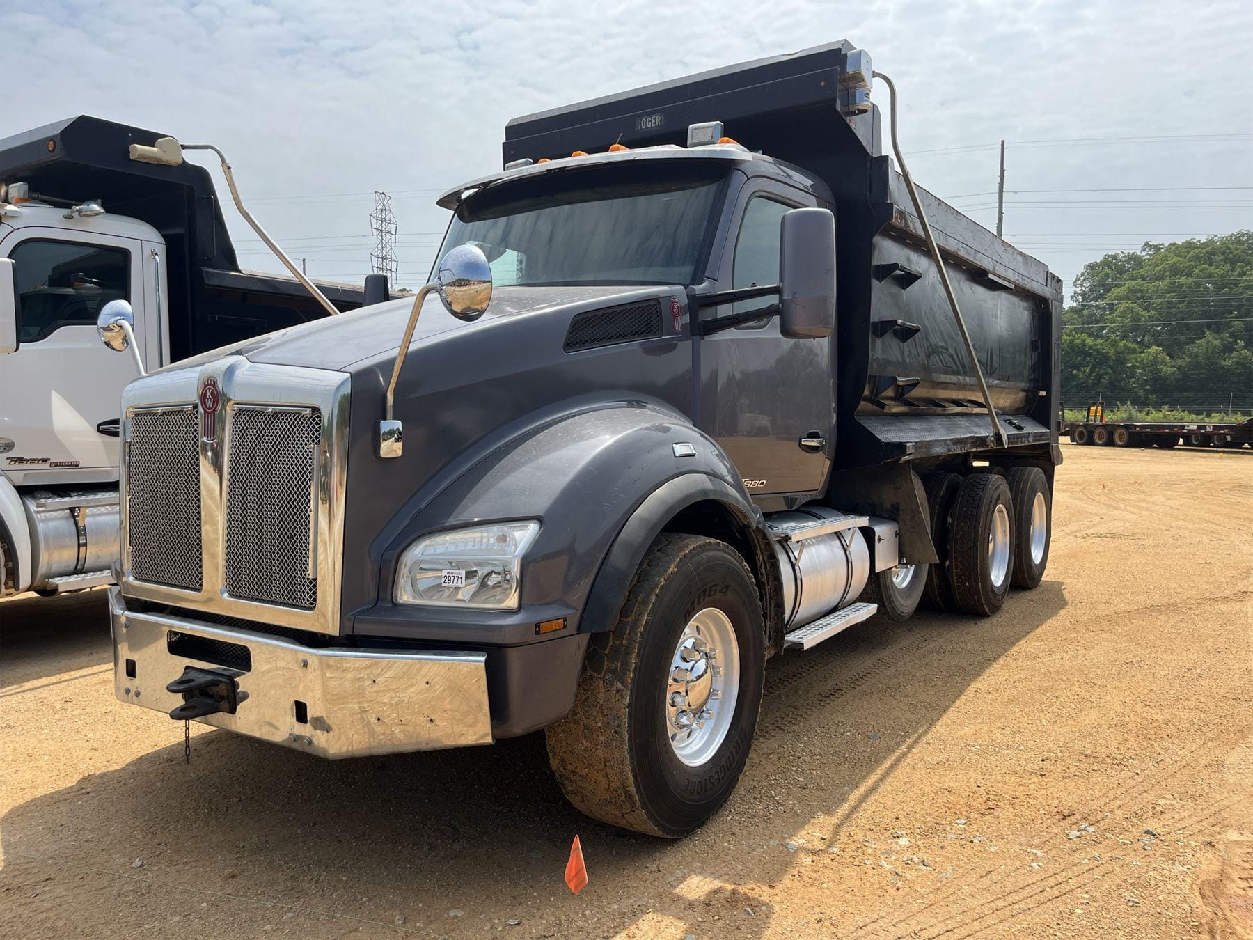 Main image Kenworth T880