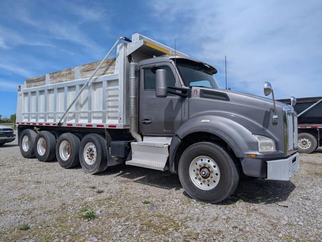 Image of Kenworth T880 equipment image 1