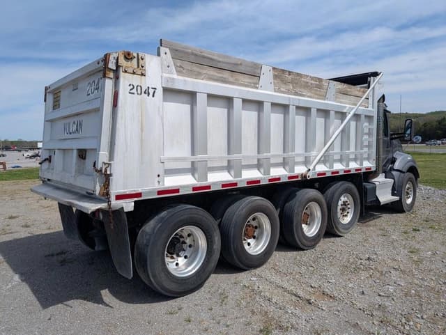 Image of Kenworth T880 equipment image 2