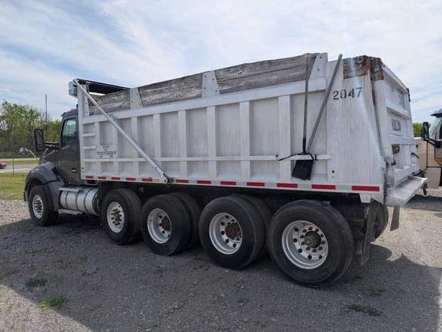 Image of Kenworth T880 equipment image 3