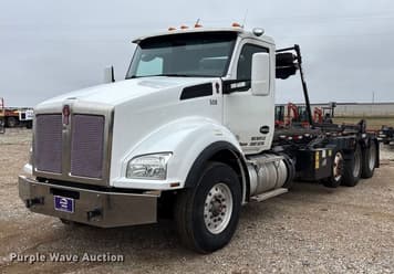 Main image Kenworth T880