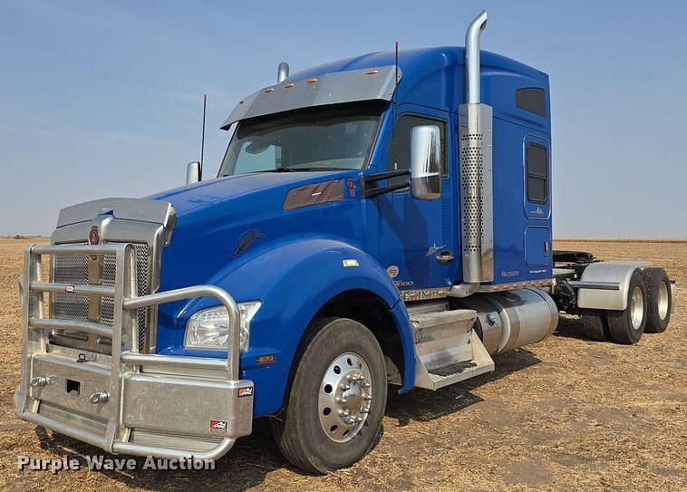 Image of Kenworth T880 Primary image