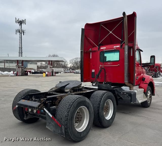 Image of Kenworth T880 equipment image 4