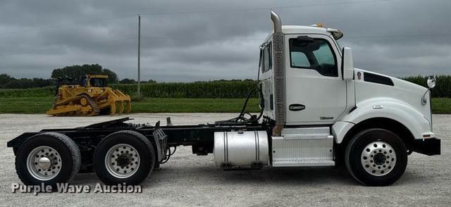 Image of Kenworth T880 equipment image 3
